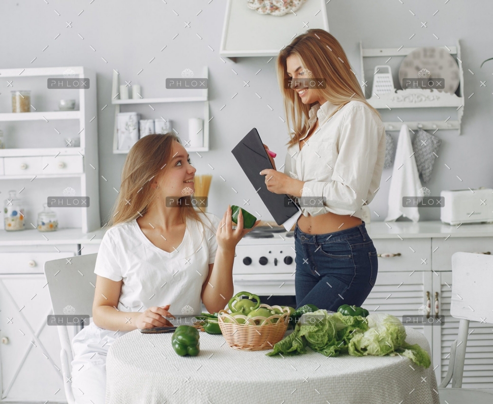 demo-attachment-135-27986-scaled